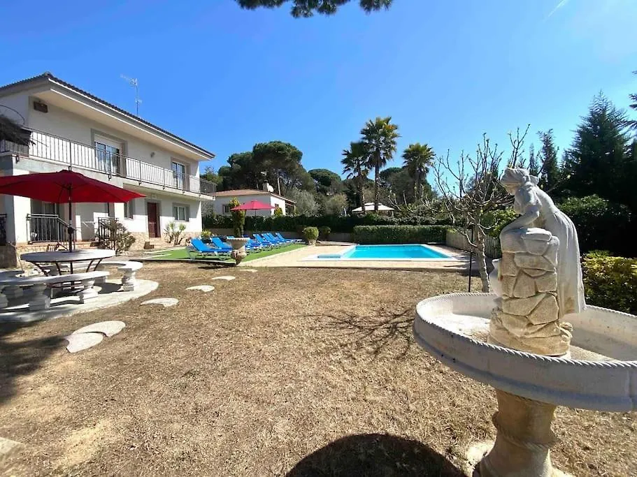 Villa With Private Pool And Bbq Near Lloret De Mar Vidreres Holiday home