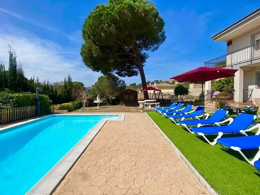 Villa With Private Pool And Bbq Near Lloret De Mar Vidreres